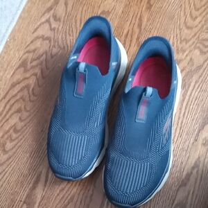 Skechers Men's Athletic Shoes-USED